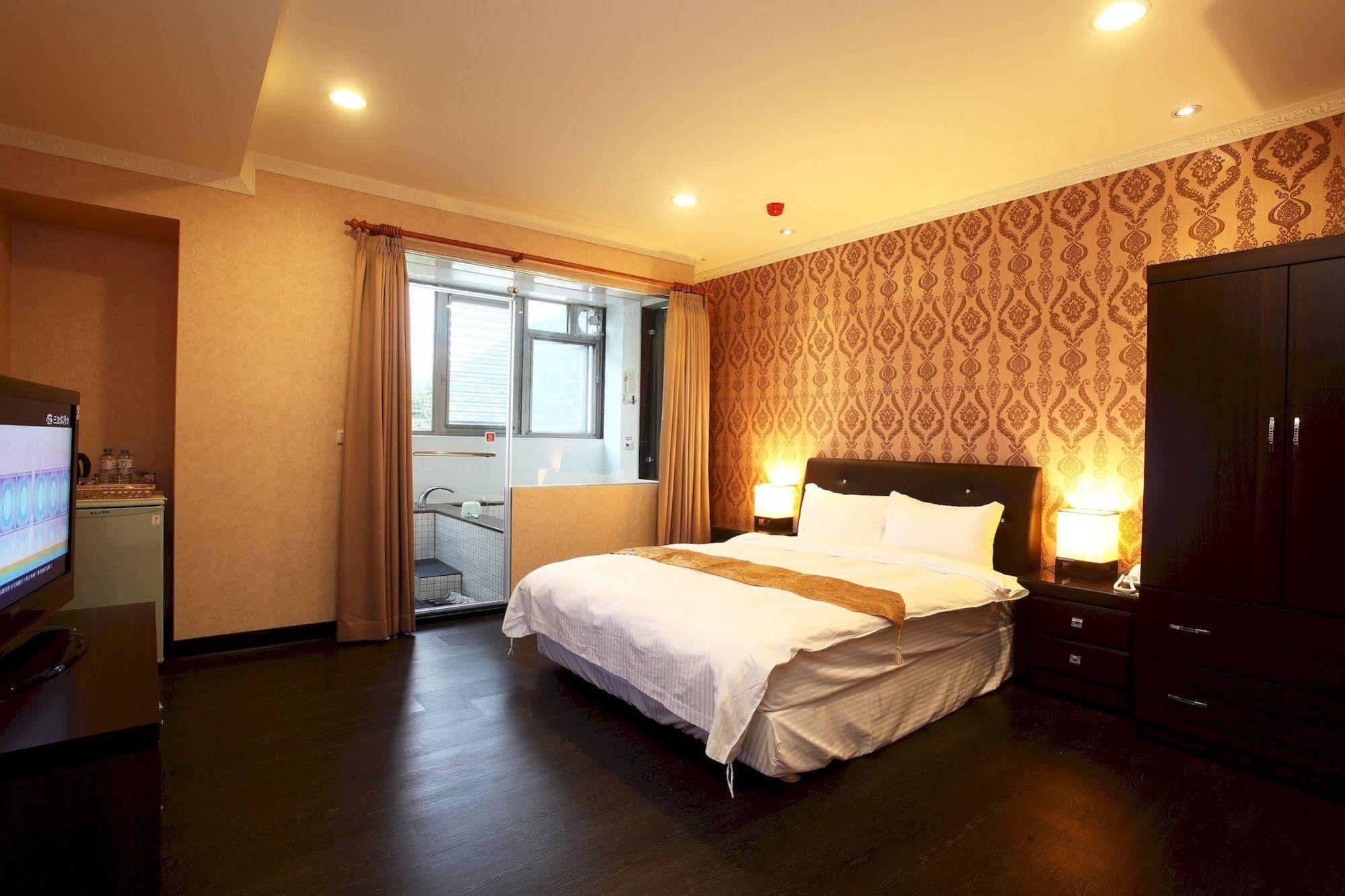 Hotel Hotspring World Wulai Esterno foto